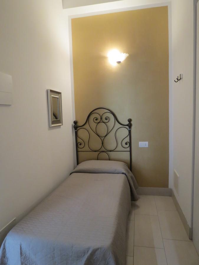 Classic Triple Room,520344981:JPEG